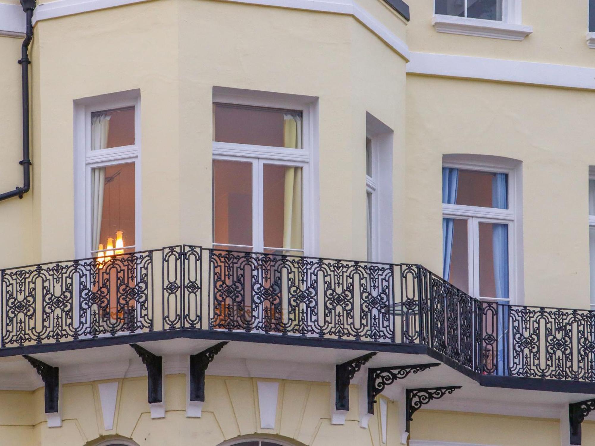 The Old Spy Headquarters Apartment Фолкстон Екстериор снимка